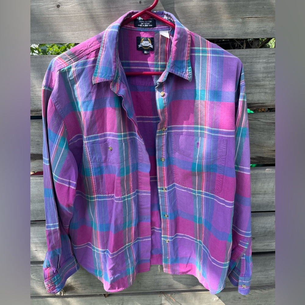 Vintage women’s Lee plaid button-down shirt plaid purple XL
